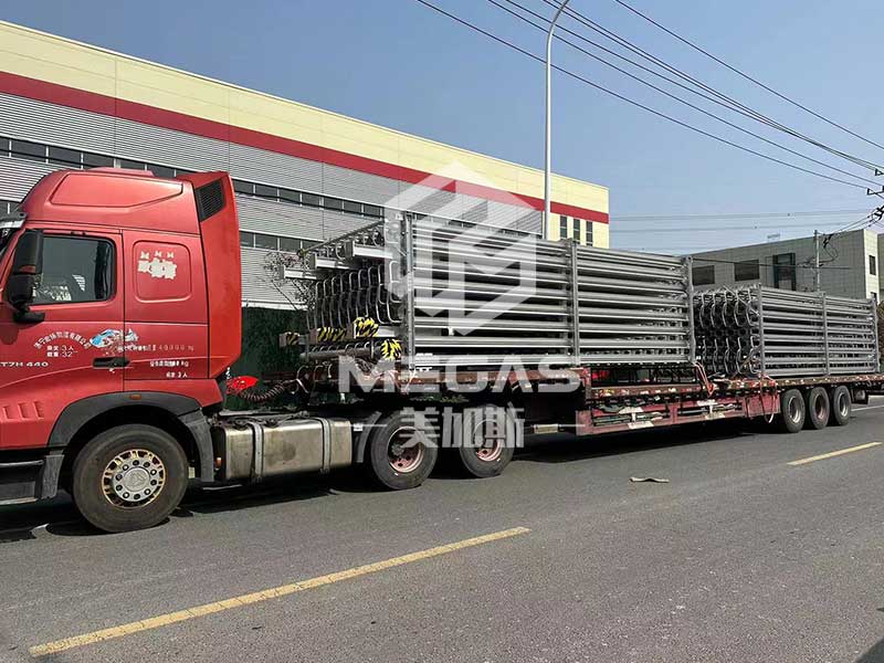 1757293464.jpg erq.jpg